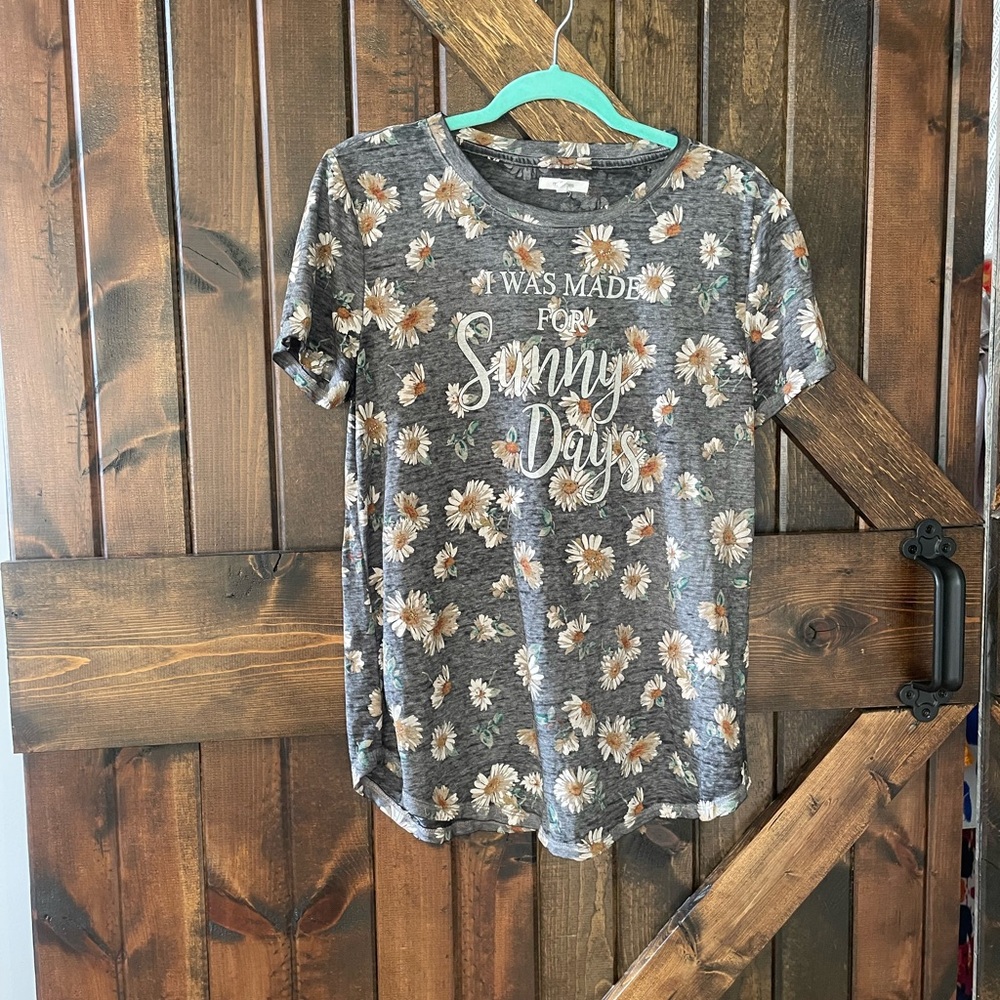 Maurices Gray and White Short Sleeve Tees